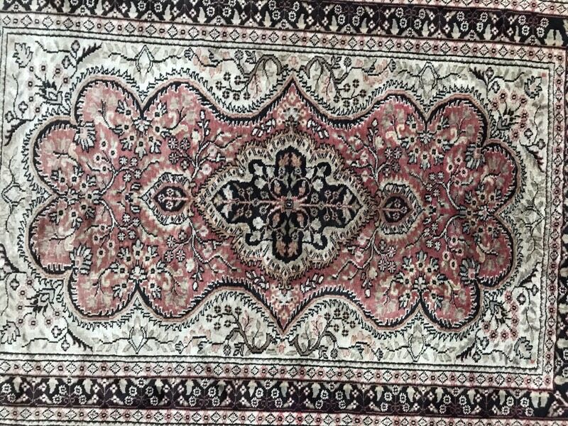 Pakistani carpet  120 x 180 cm