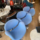 Armchair little tulip Pierre Paulin artifort edition discolored fabrics