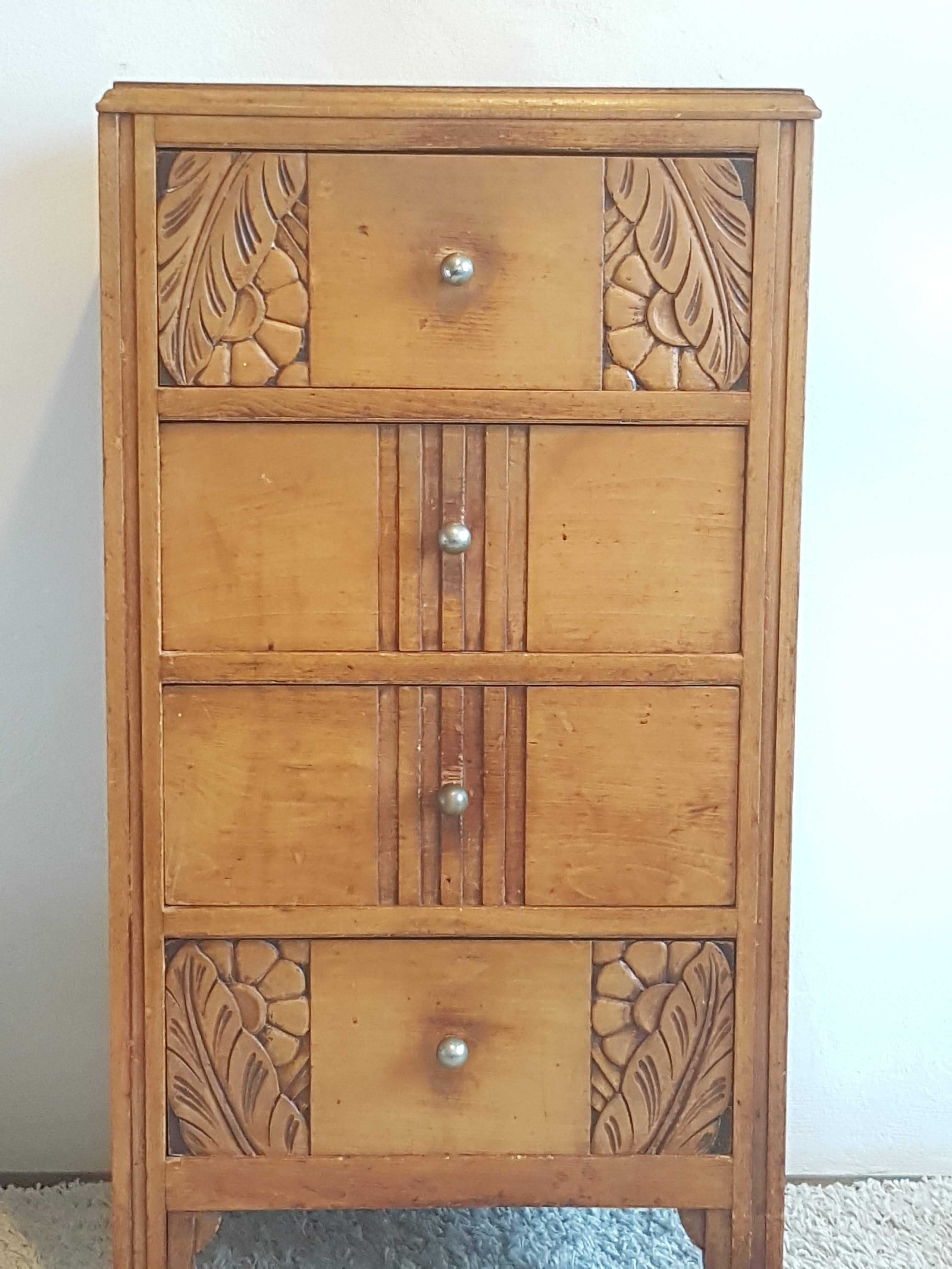 Art deco chiffonnier