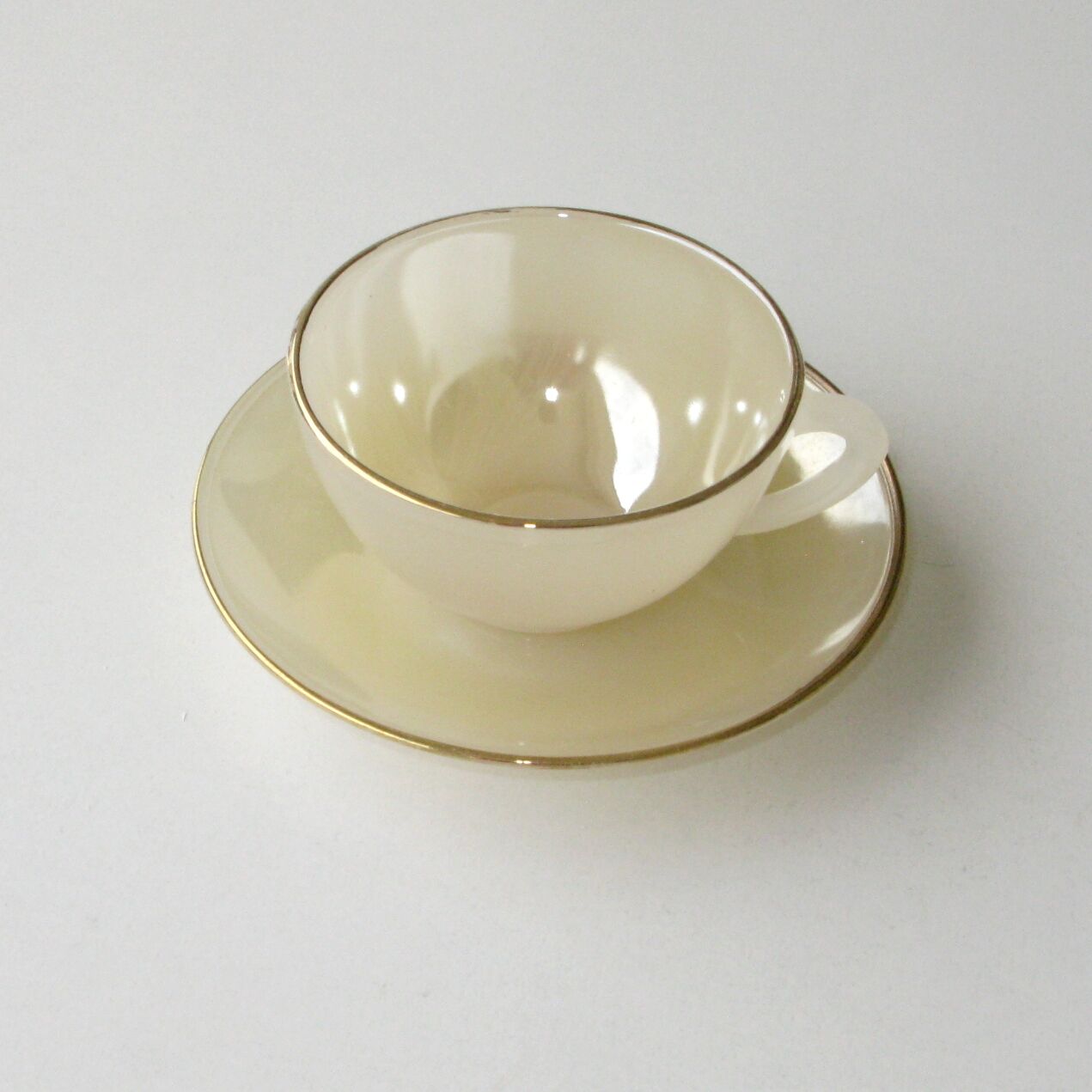 Iridescent Opaline Coffee Service Color – 6 Cups and 6 Under Cups Mod. Harlequin