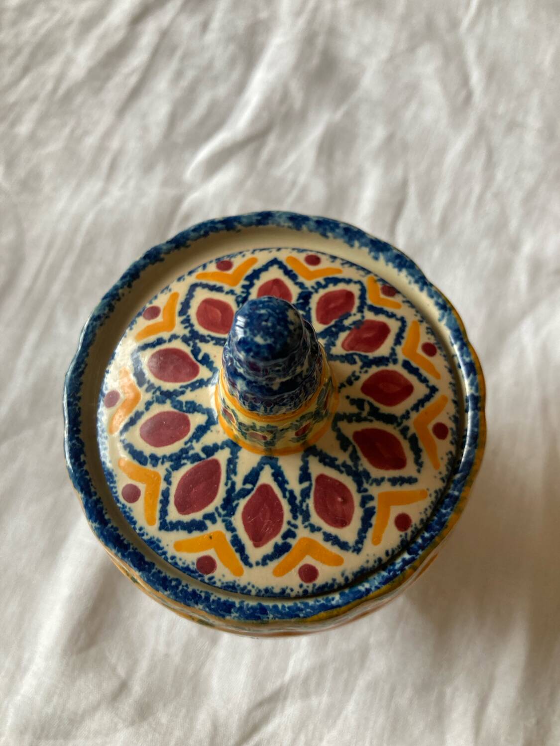 Henriot-Quimper faience sugar bowl in excellent condition.