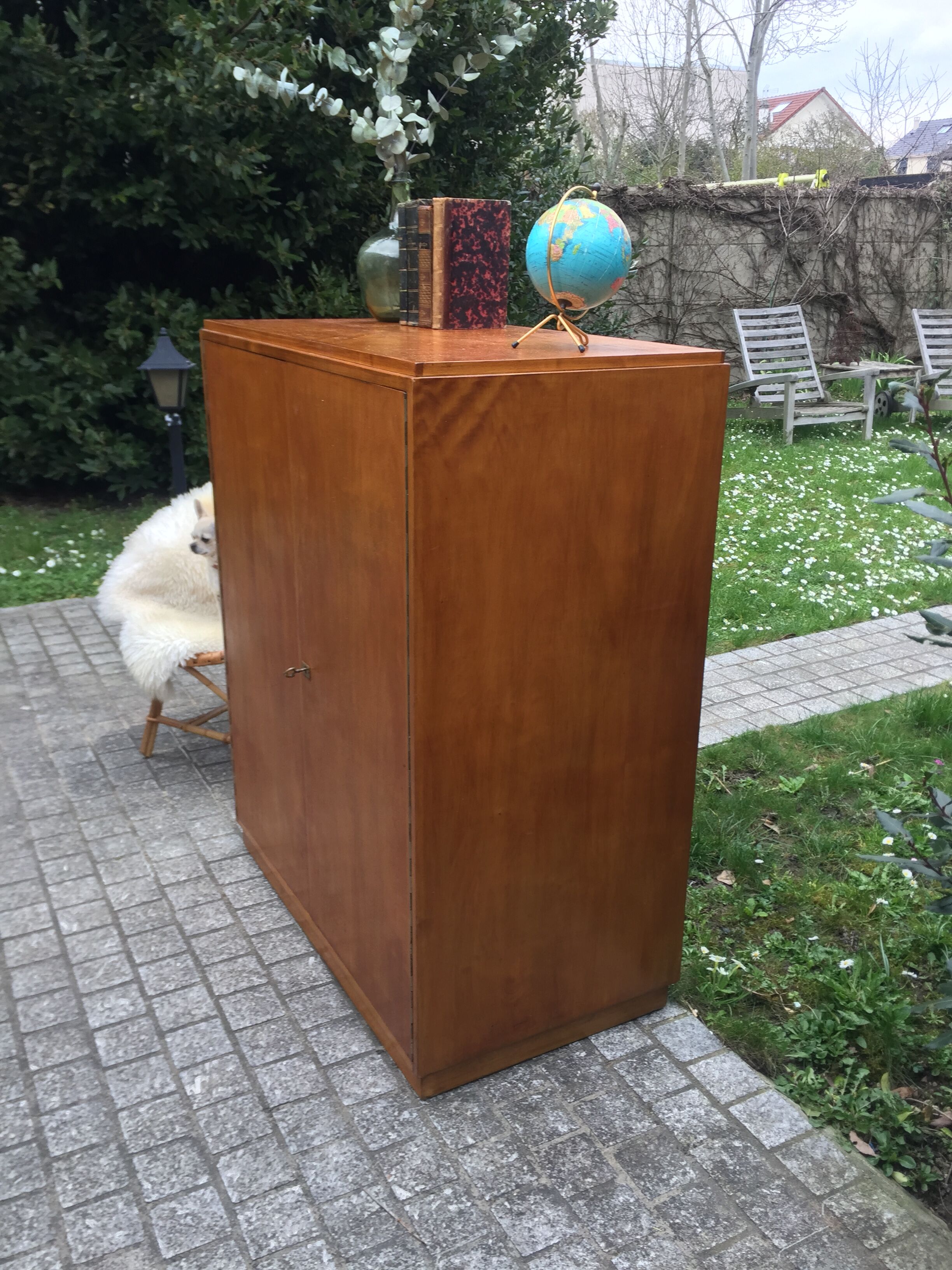Armoire basse vintage 1960 en bois clair