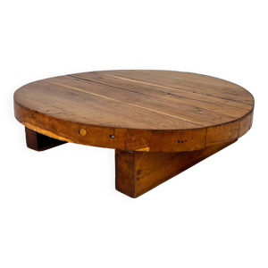 Table basse ronde moderniste,
