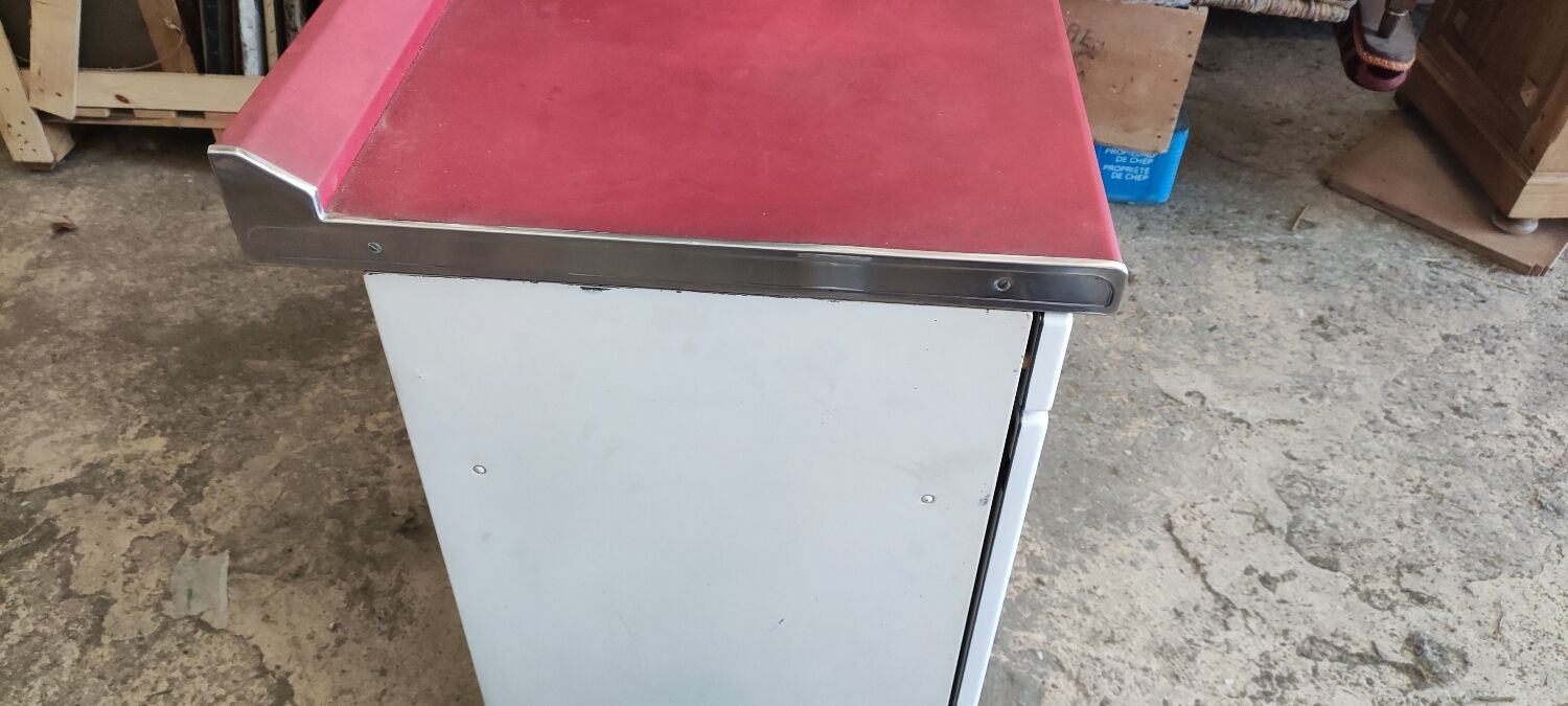 Sideboard in enamelled sheet metal two doors two drawers