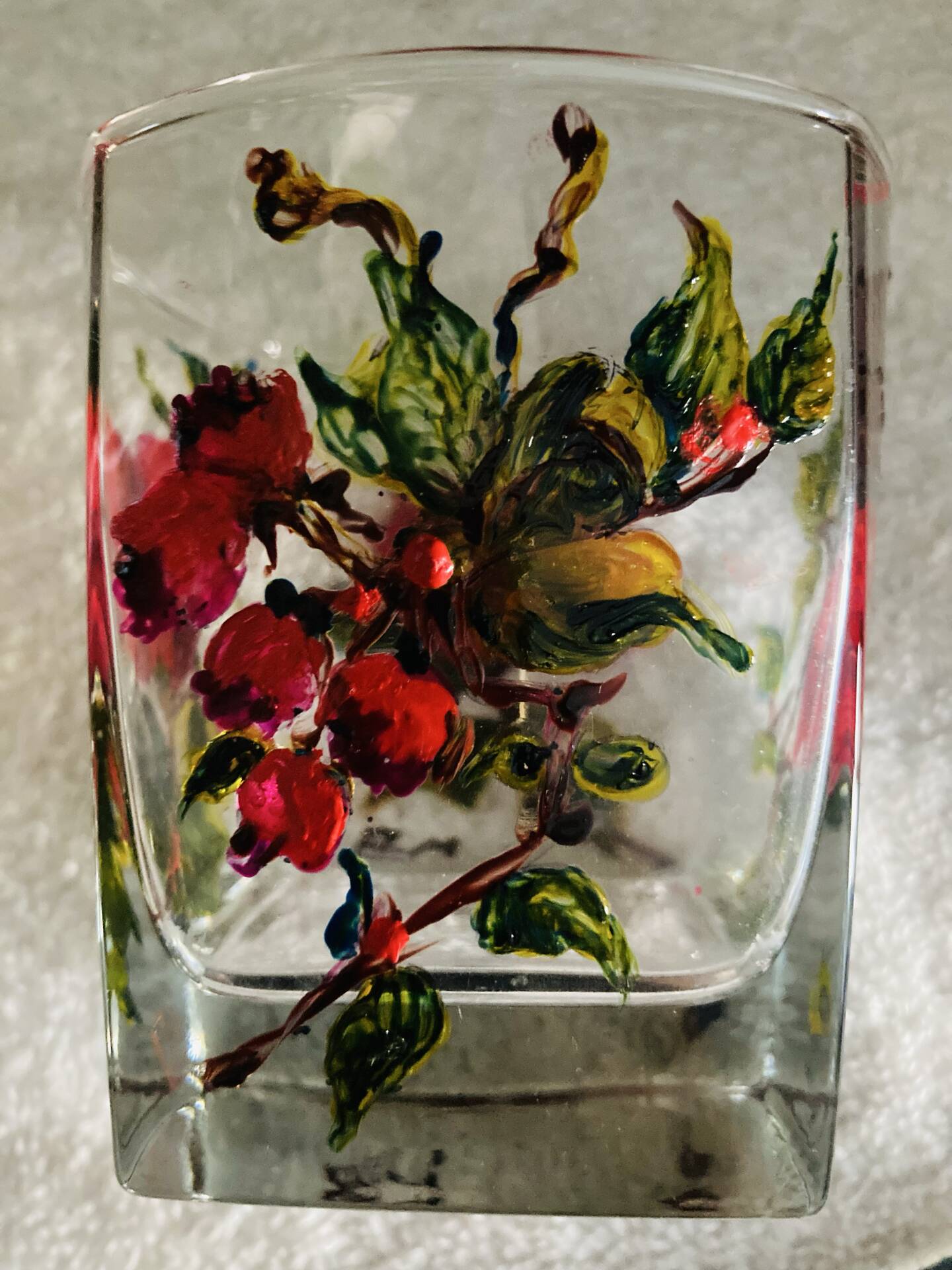 Unique whisky glass with a poppy design, handmade and signed by M.B.