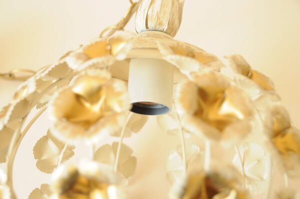 Lustre boule fleurs - suspension luminaire floral vintage métal doré