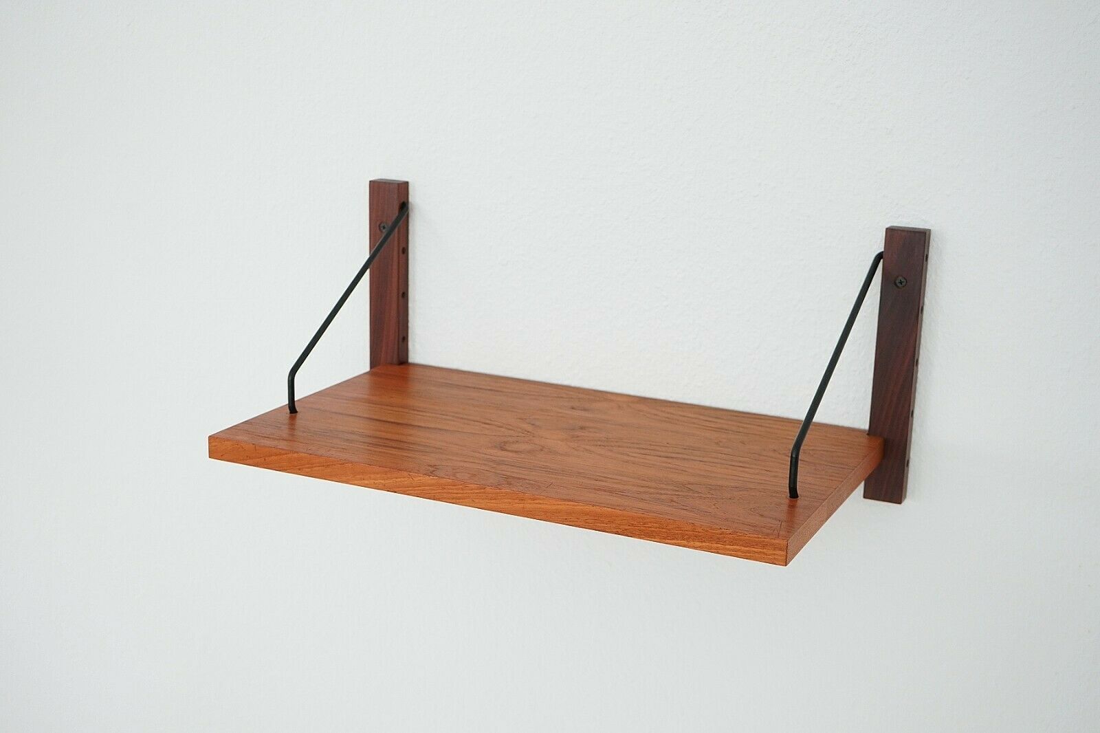Small Royal System shelf by Poul Cadovius in teak