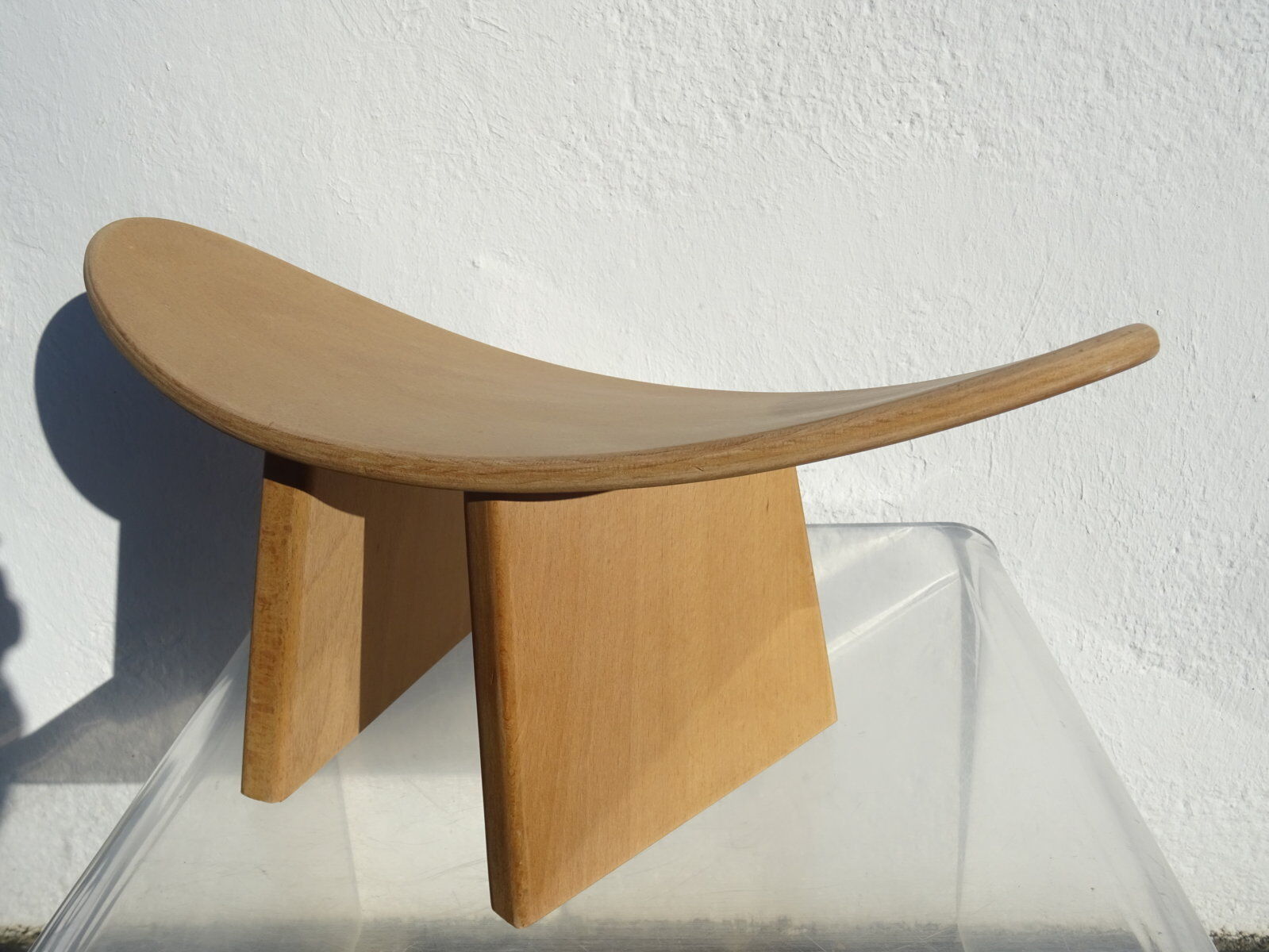 Shoggi stool by Alain Gaubert