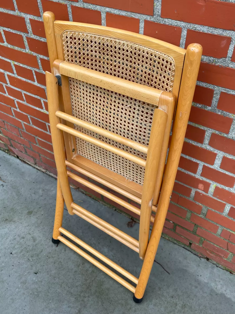 Wooden folding chair