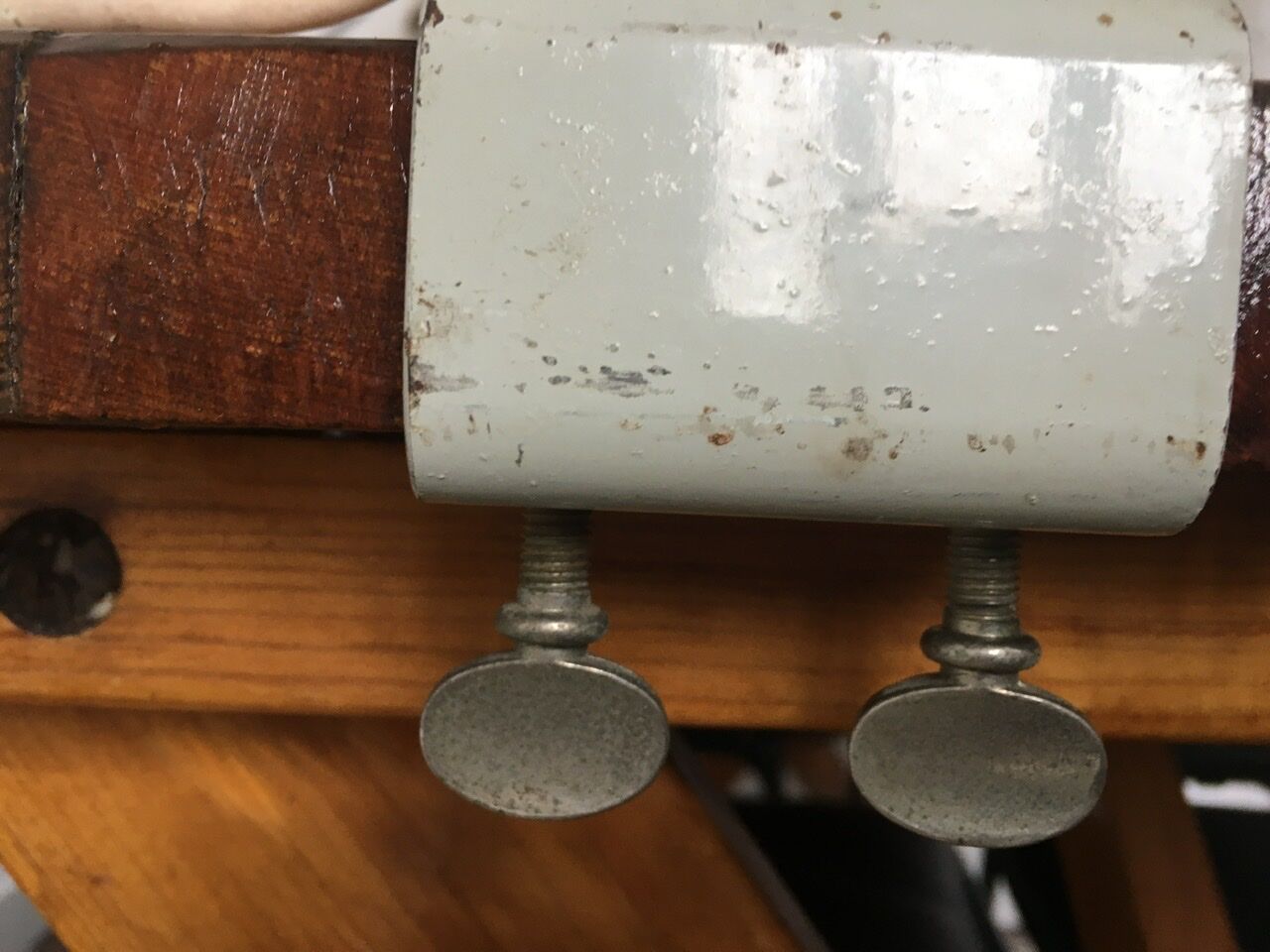 Ki-E-Klair industrial lamp