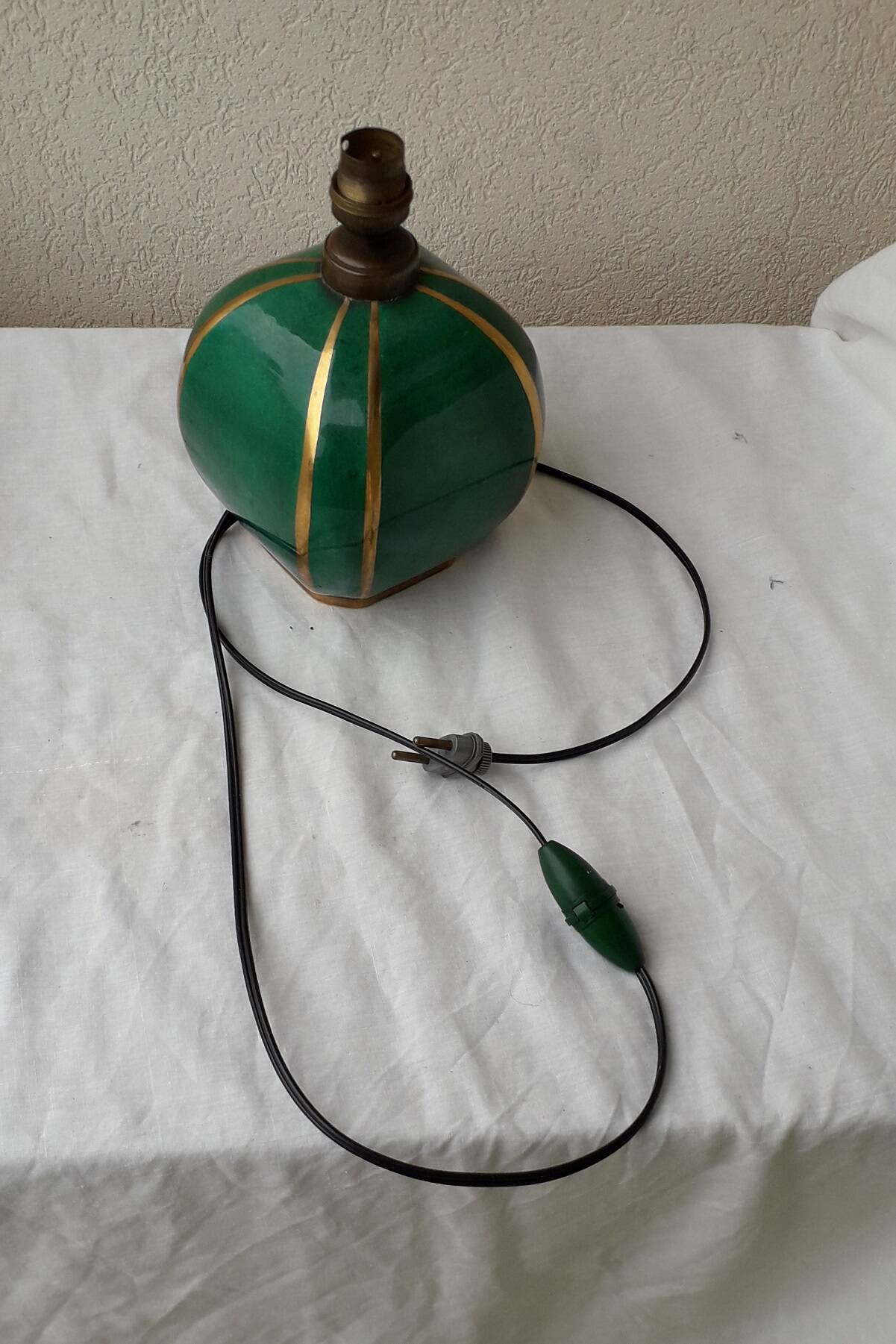 Green ceramic lamp base