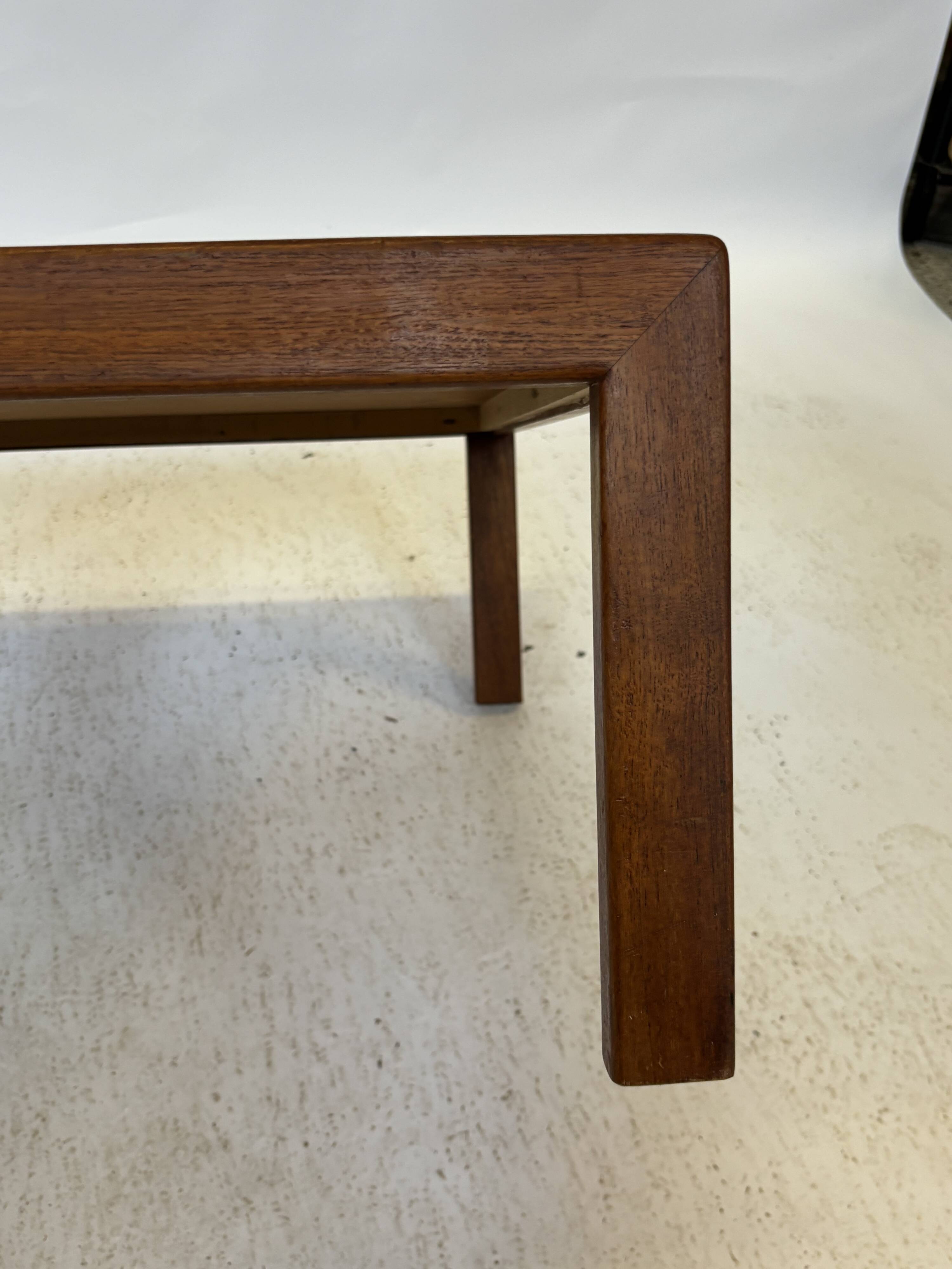 Vintage coffee table rosewood 70's design minimalist
