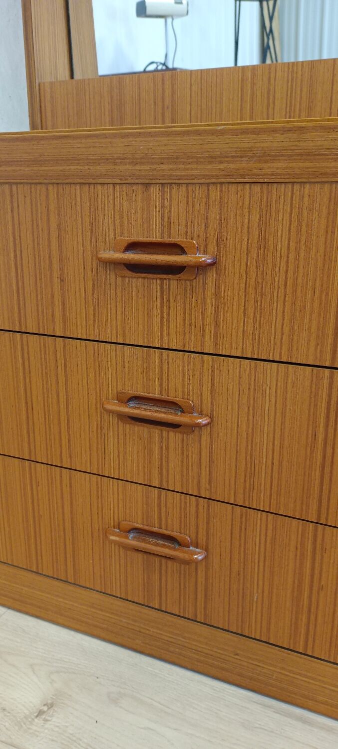 Hairdresser, chest of drawers, 1960