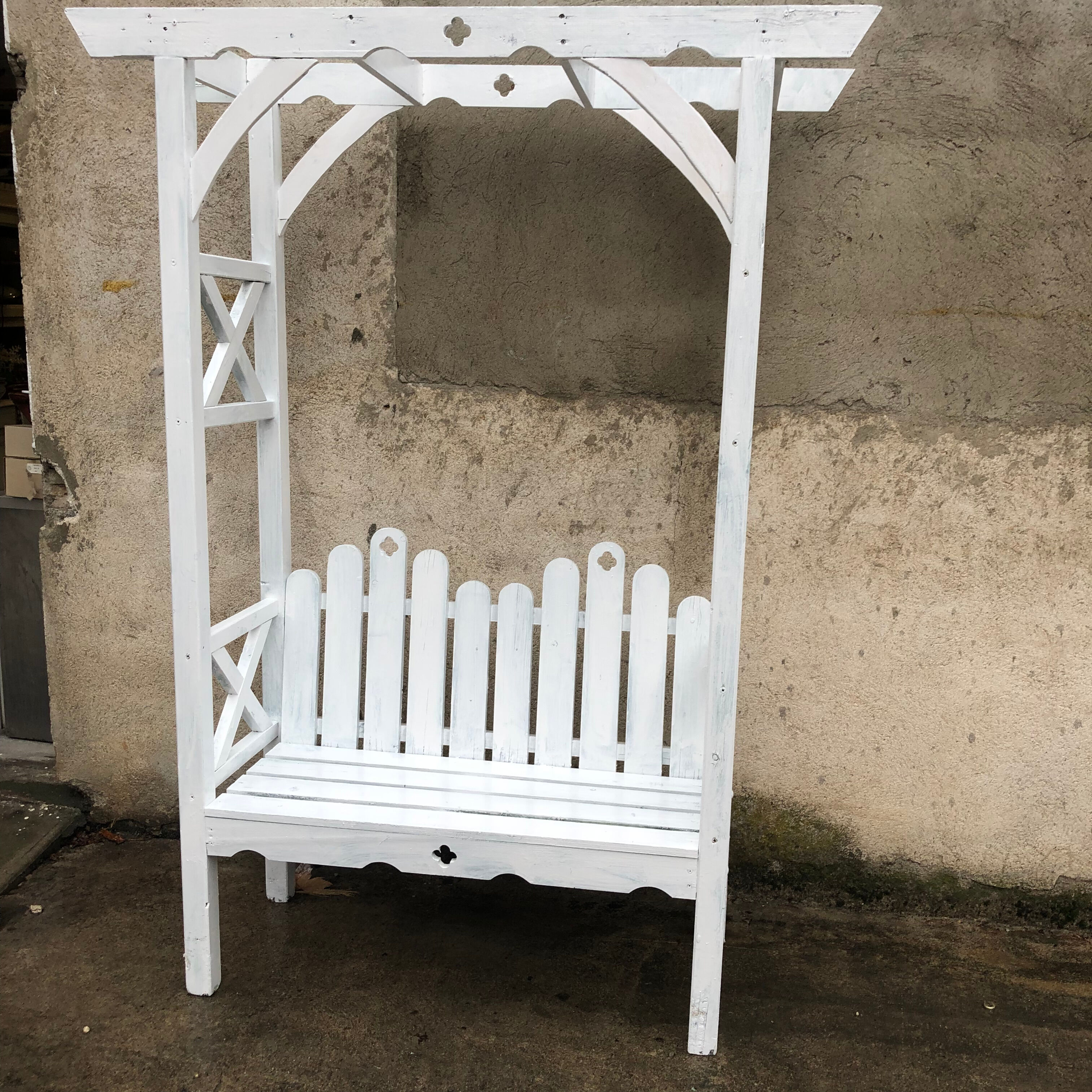 Pergola bench