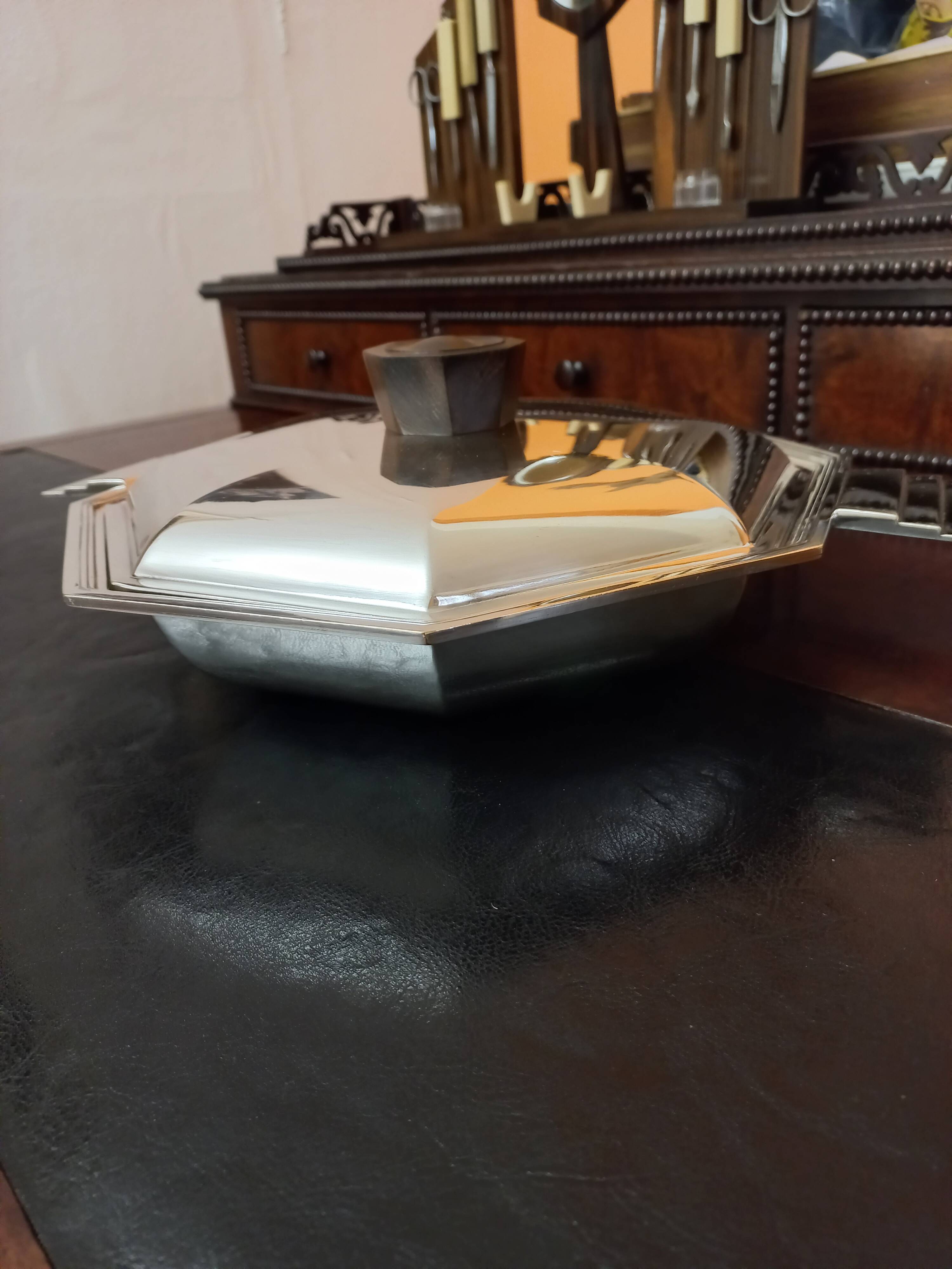 Art Deco plate 1930 silver metal