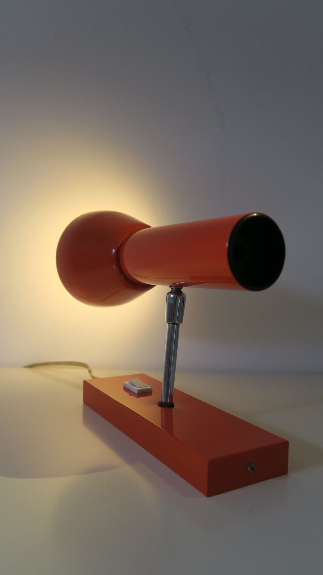 70s metal wall lamp, adjustable