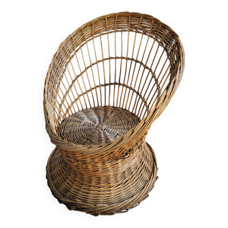 Wicker basket chair