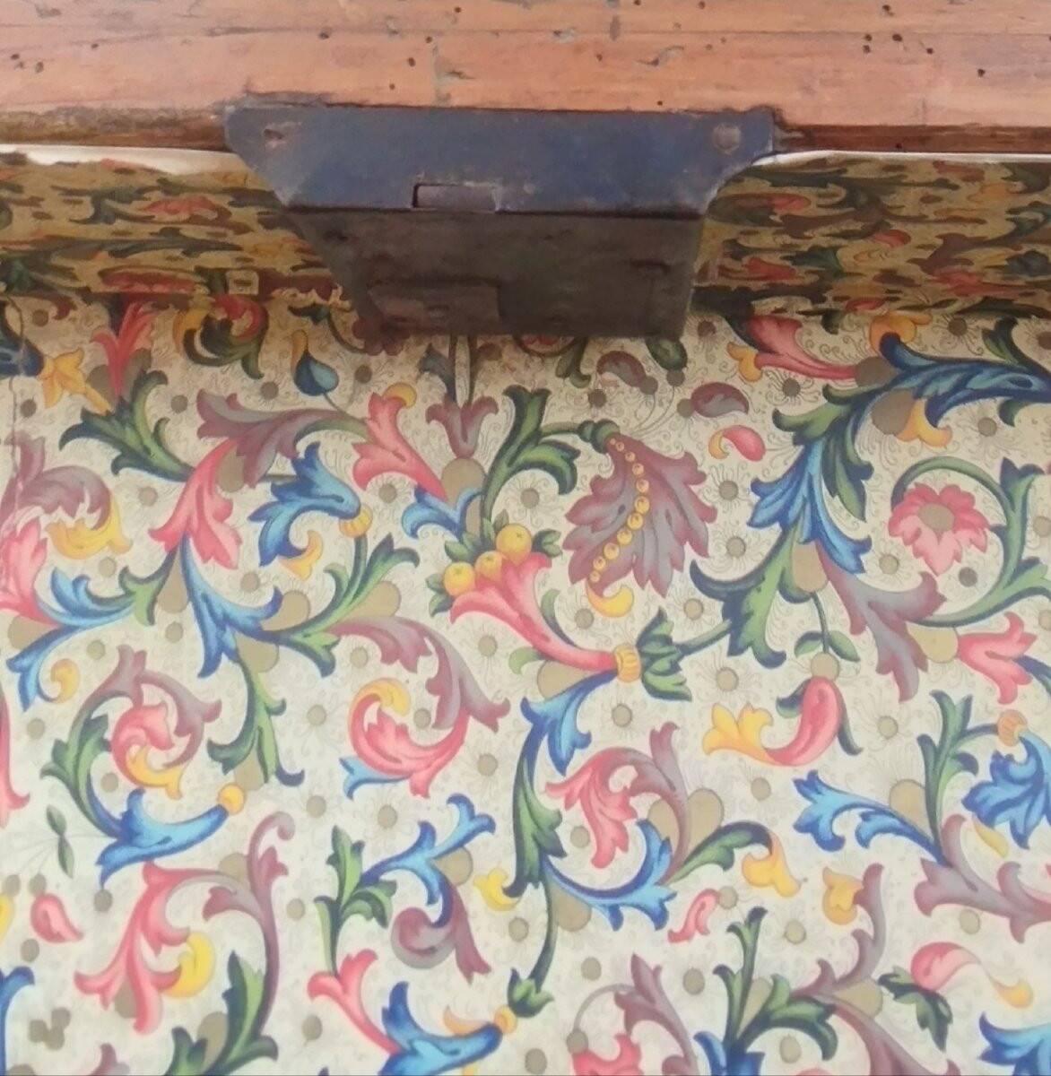 Commode toscane ancienne, époque Louis XVI, fin XVIIIe siècle, placage de n