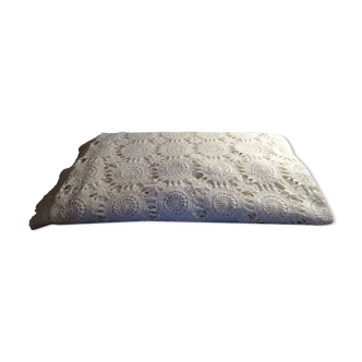 Antique crochet bed cover 275 x 255