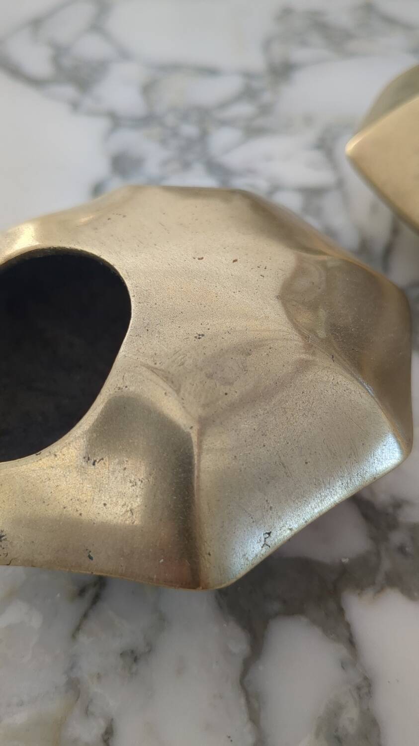 Duo of vintage polished brass ashtrays from the 70s