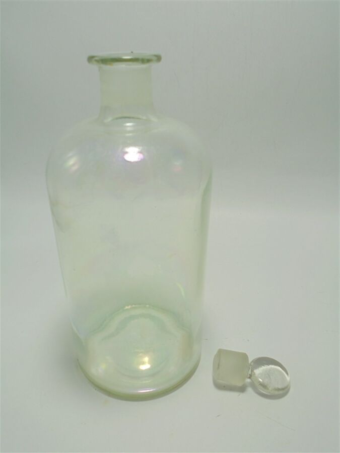 Apothecary bottle
