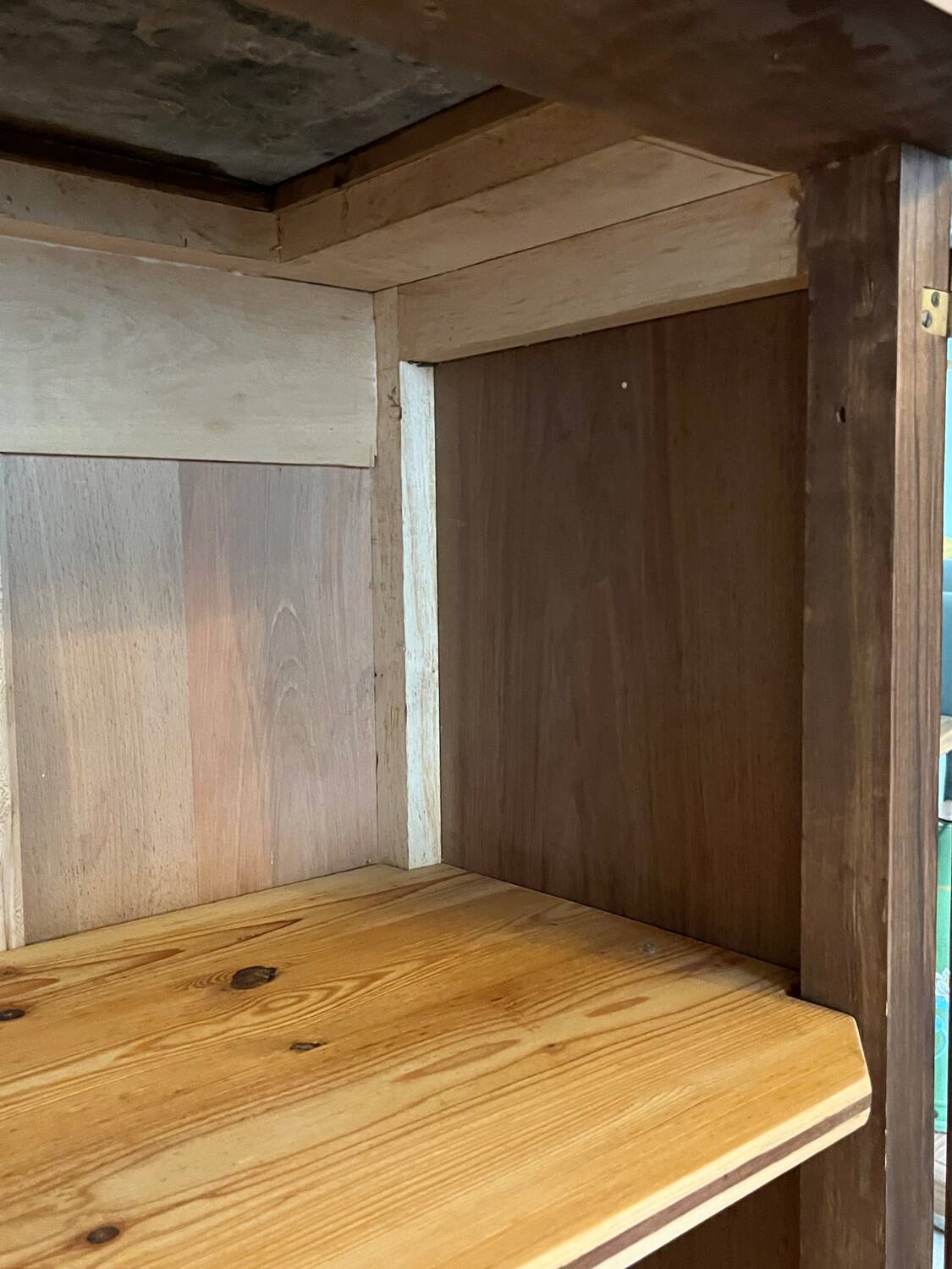 Art Deco 2-door sideboard