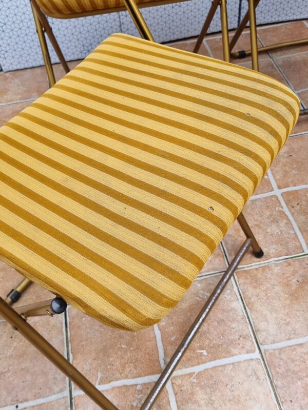 4 chaises pliantes vintage Lafuma en métal doré et velours rayé, Années 70