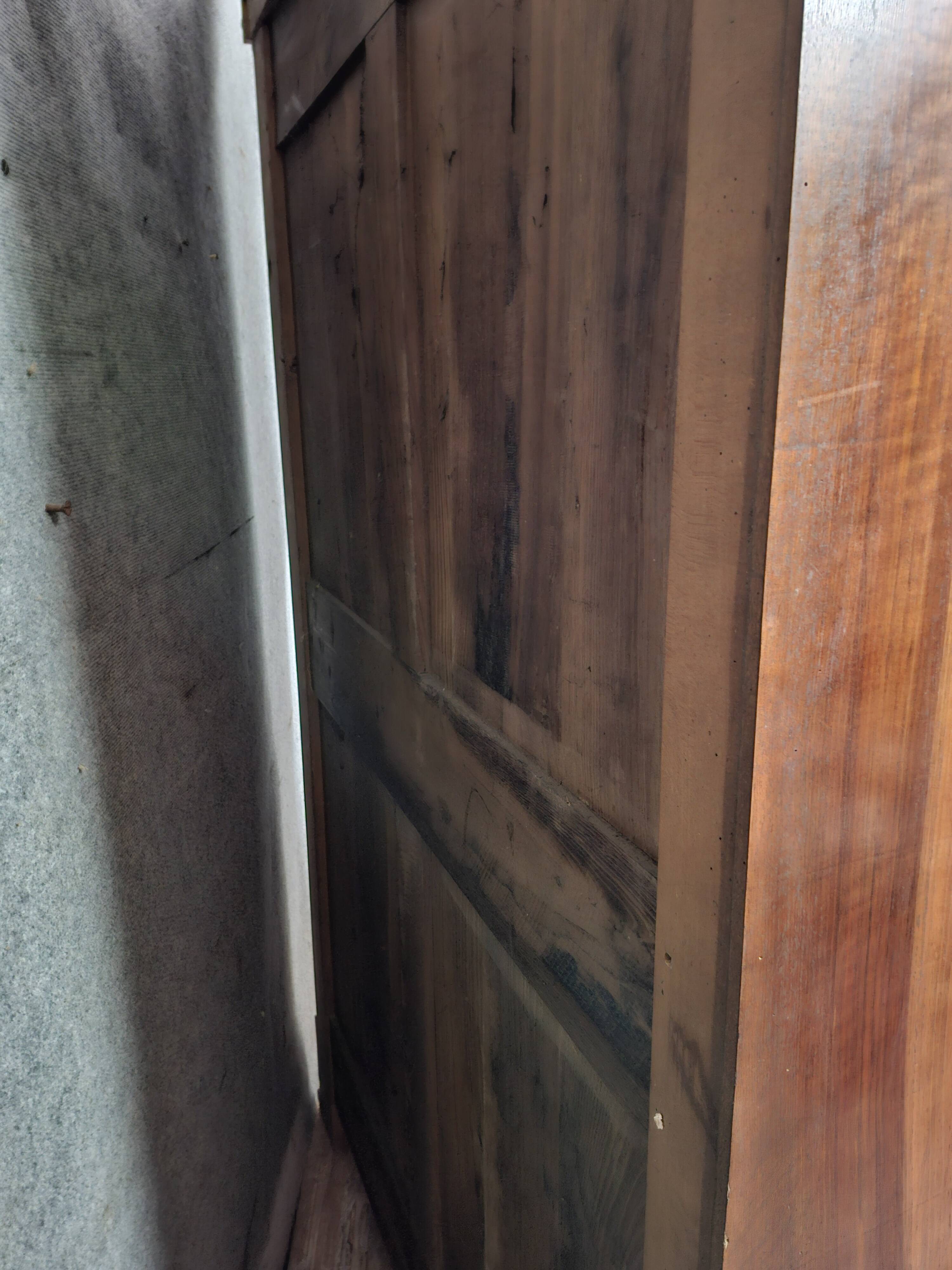 Louis-Philippe walnut burl wardrobe – 19th century period