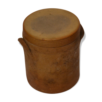 Stoneware pot
