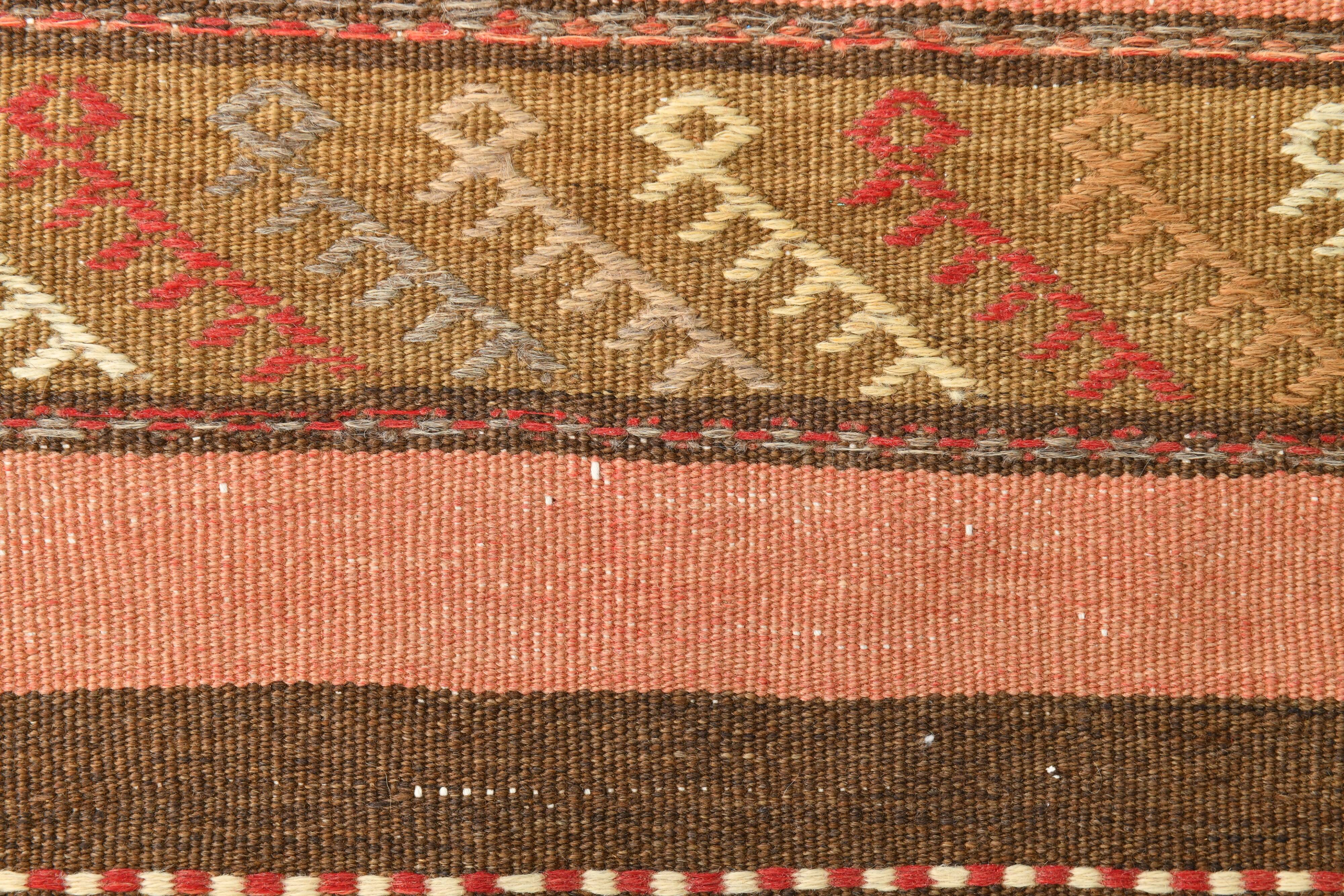 Tapis Kilim rouge et marron fait main