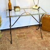 Table d'appoint base en fer forgé et plateau en verre