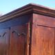 Armoire Louis Philippe en noyer massif