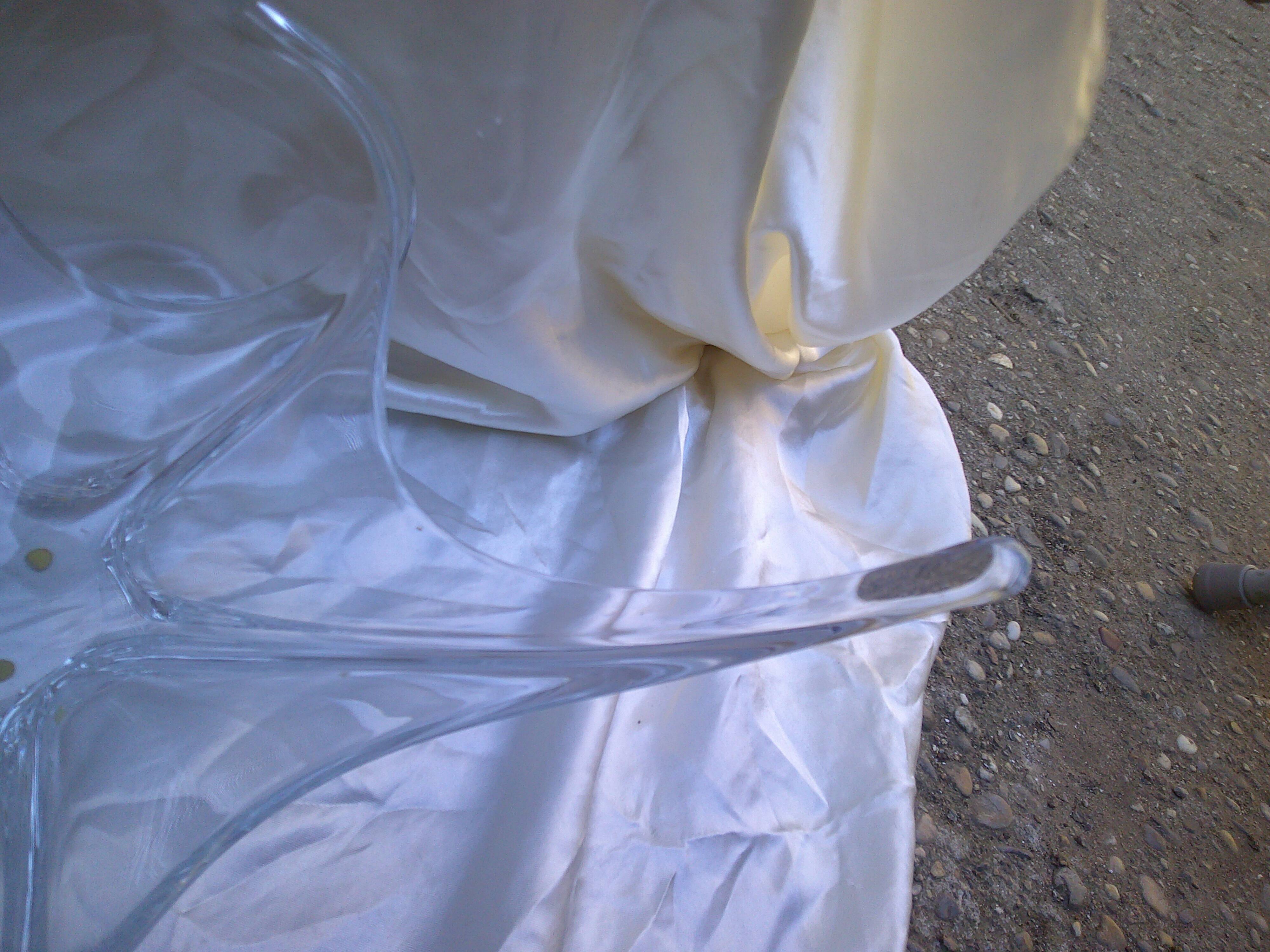 Crystal glass fruit bowl