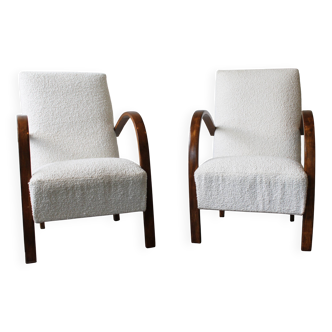Pair of armchairs by Jindřich Halabala, circa 1930, Czechoslovakia.
