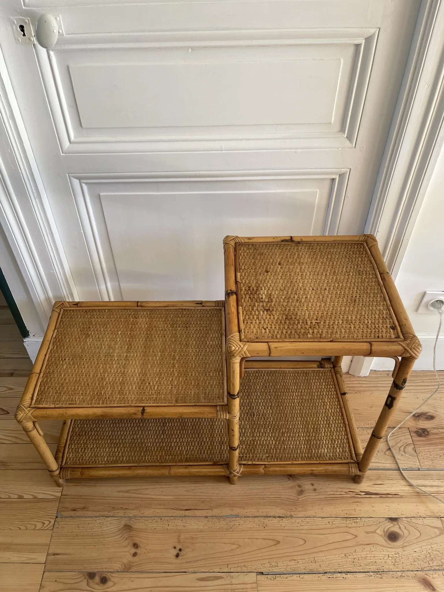 Étagère bambou et rotin vintage