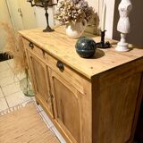 Parisian buffet in raw wood