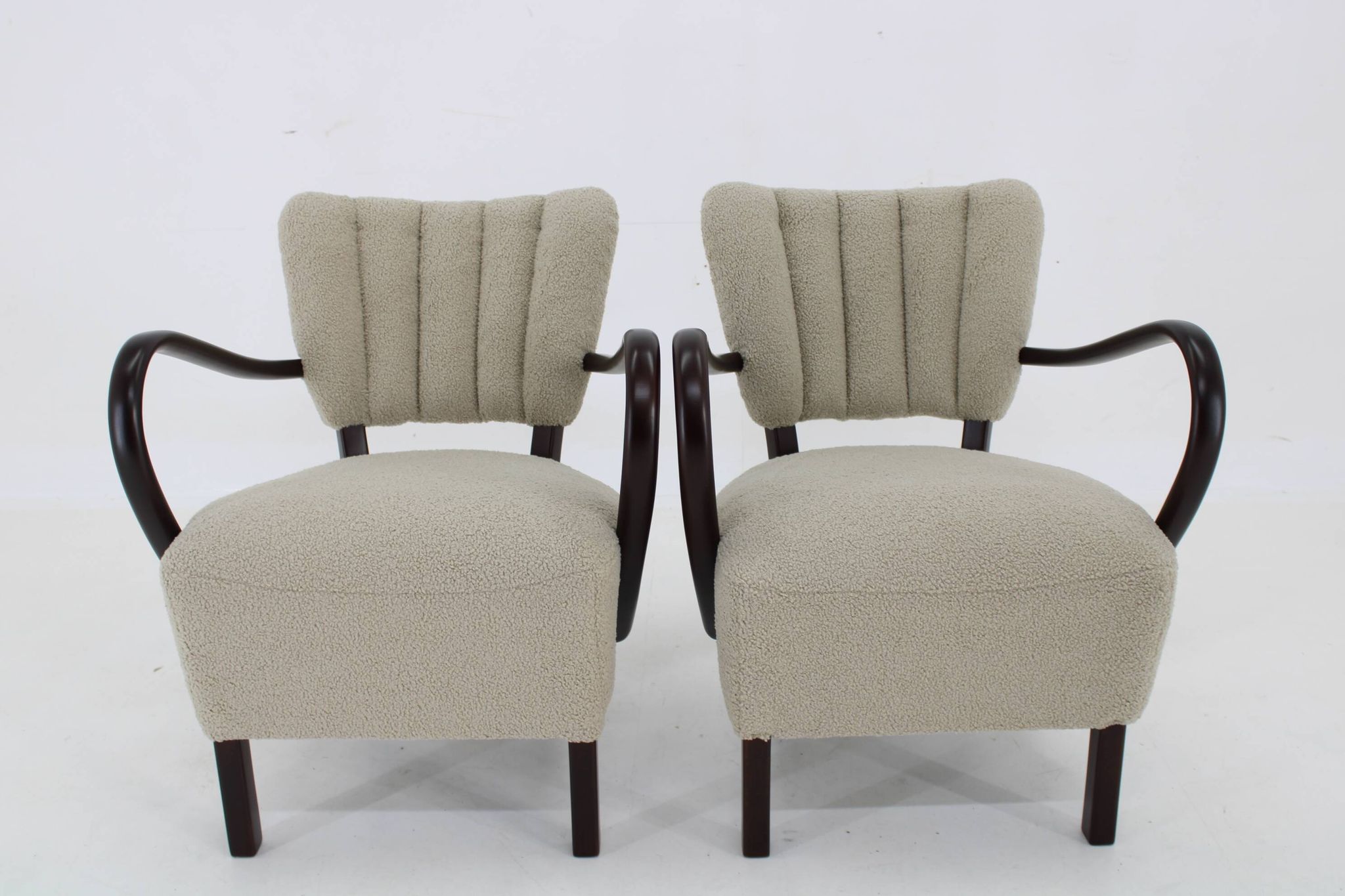 1930s Pair of Jindrich Halabala Art Deco H-237 Armchairs in Bouclé, Restored