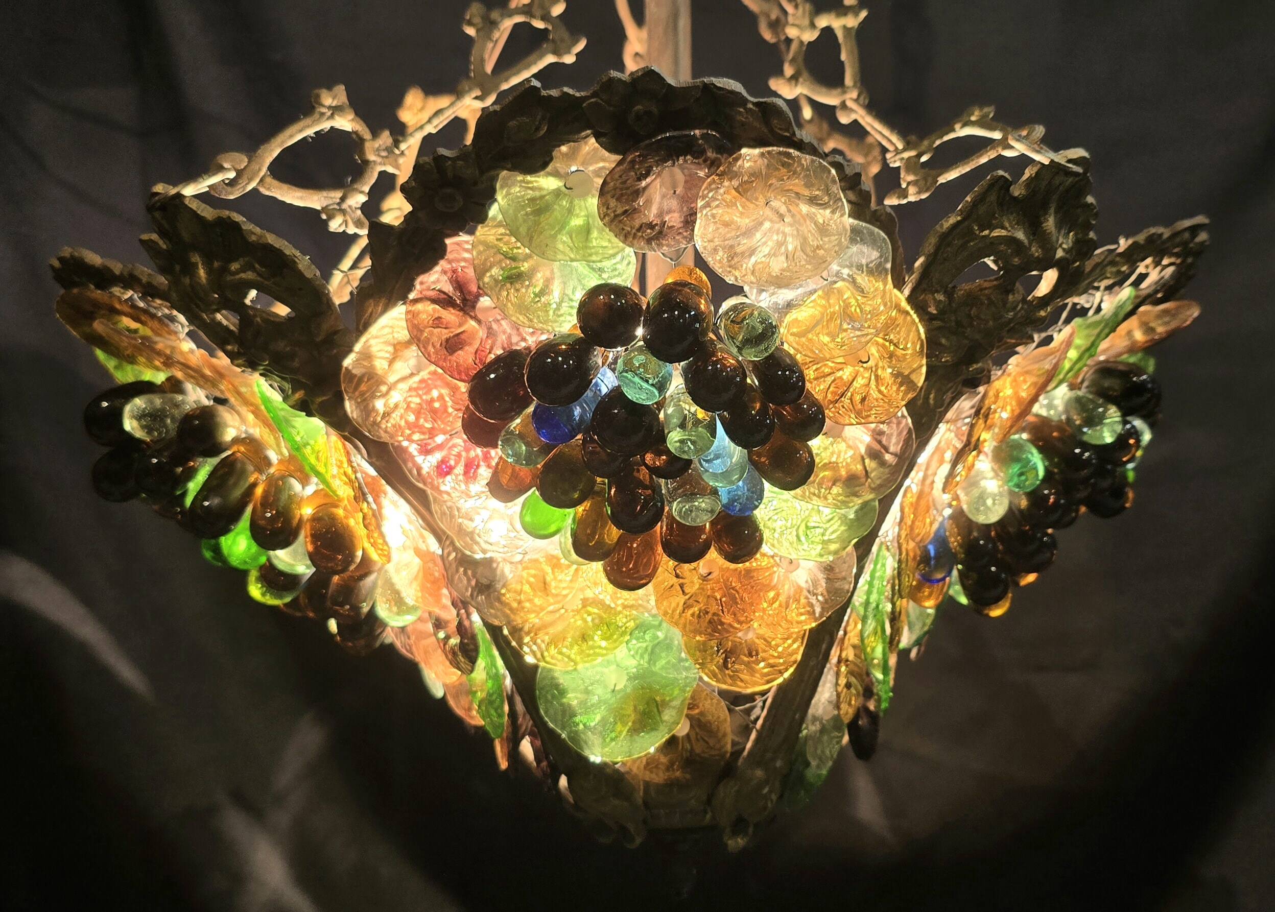 Murano chandelier in bronze and bunches of grapes