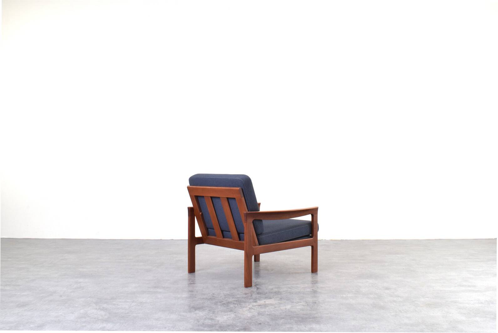 Mid-Century Danish Teak Lounge Chairs by Arne Vodder for Komfort, 1960s, Se