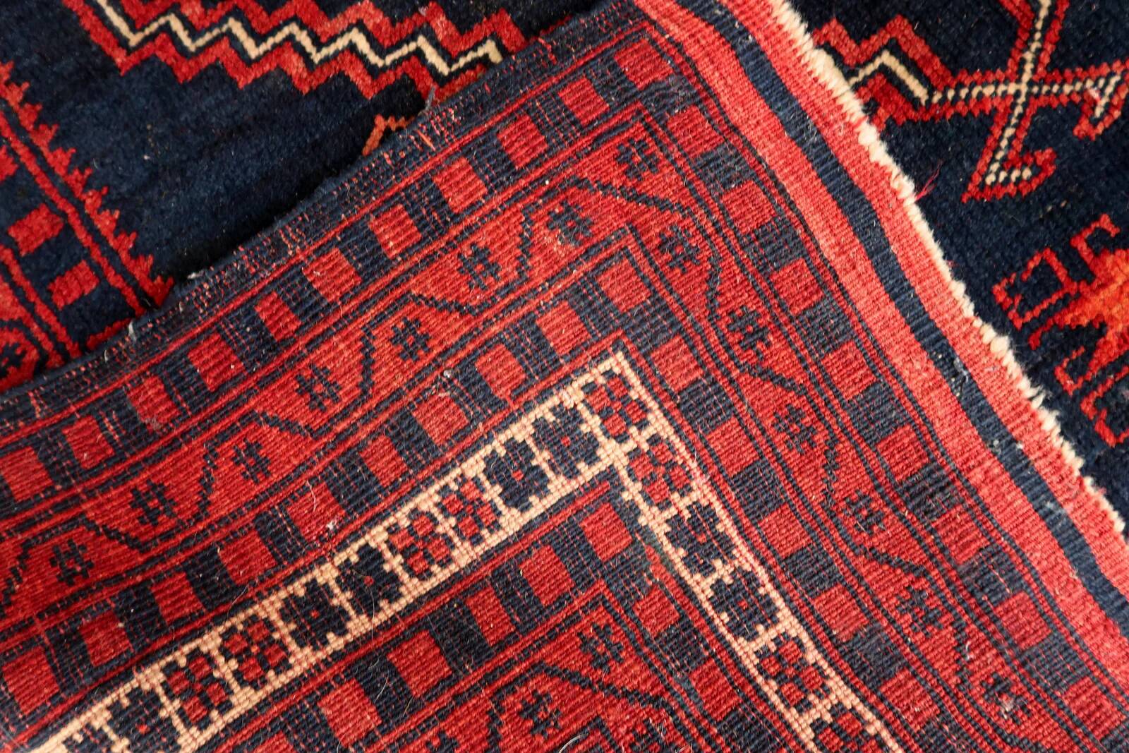 Handmade vintage Caucasian Karabagh rug 120cm x 179cm, 1940s