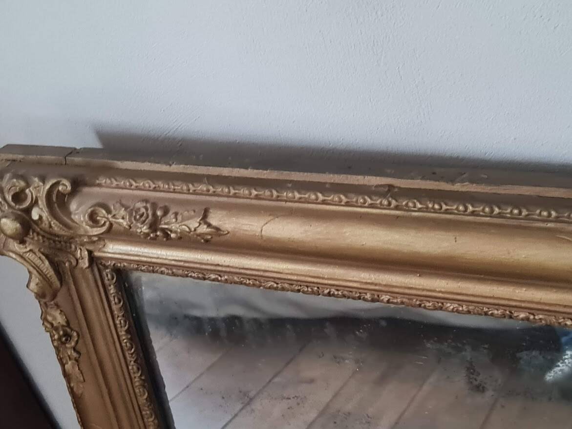 Antique rectangular mirror with mouldings 103 x 68