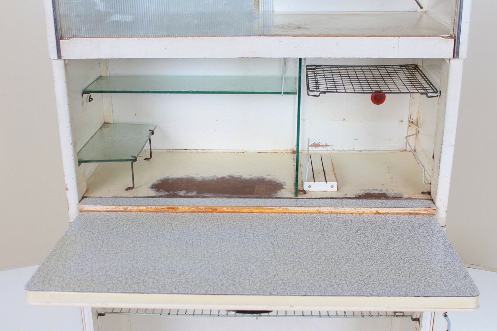 Kitchen furniture dating from the mid-20th century