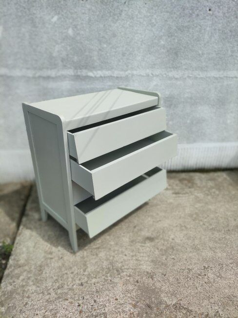 Commode vintage