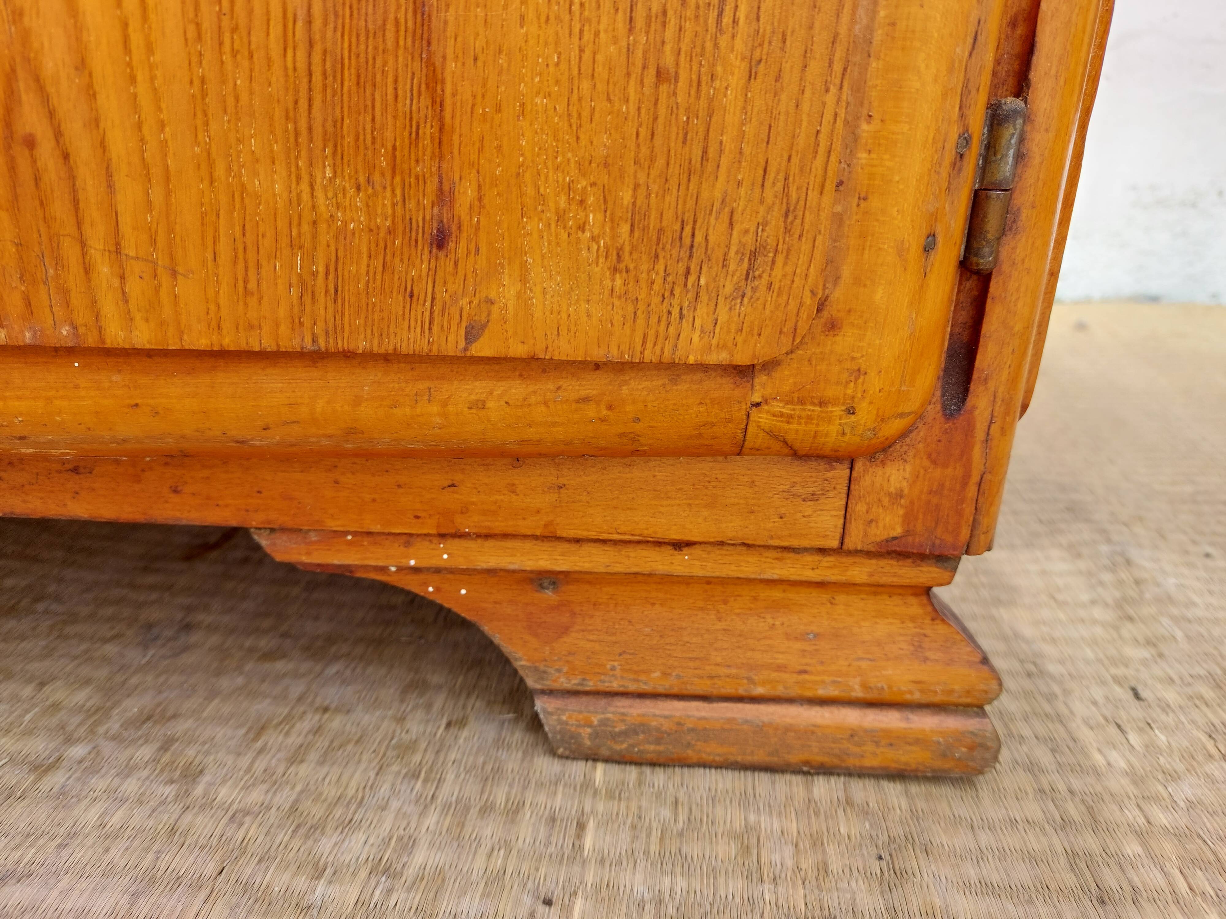 Mado buffet, marble top