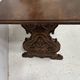 Table a manger de style Renaissance en bois massif sculpté XX siècle
