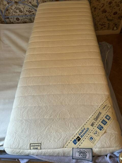 Lit tube 160x200 motorisation electrique