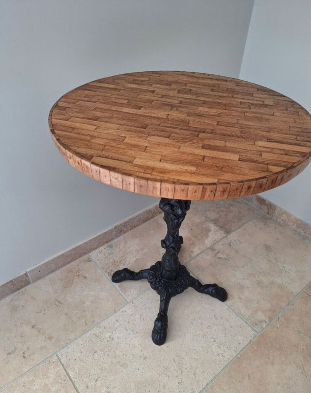 Table bistrot