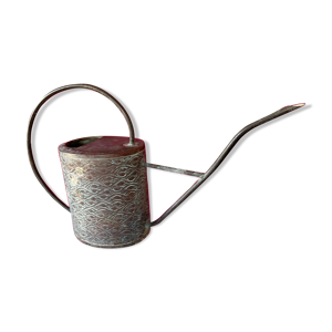 Ancien arrosoir en cuivre martelé