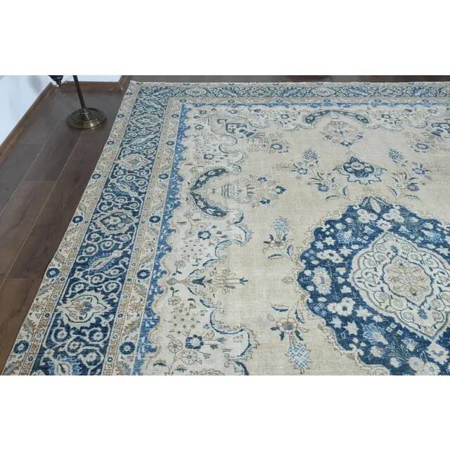 1970s Vintage Persian Handmade Wool Cotton Beige Area Rug 294x398