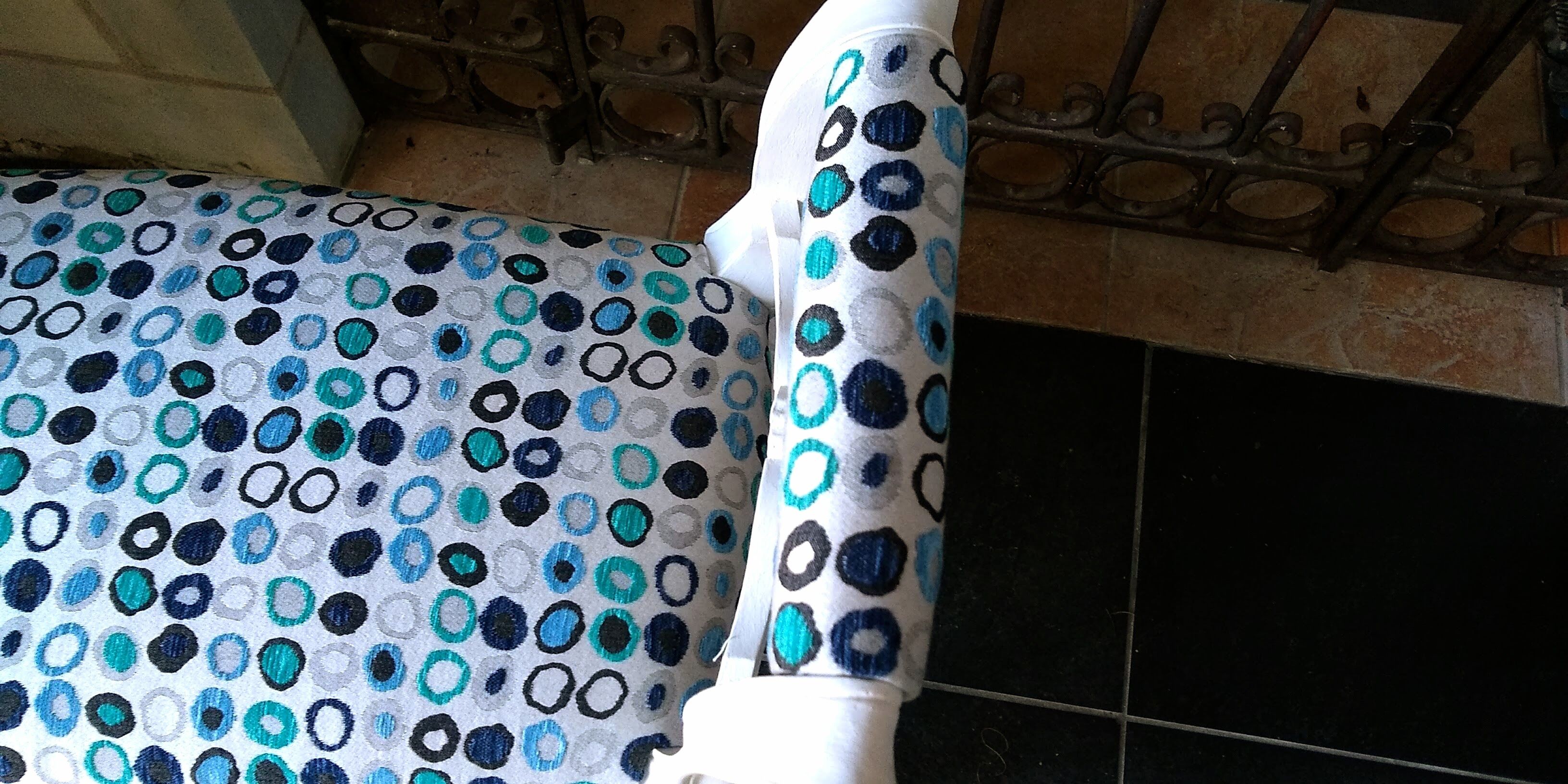 Bench with armrests or piano seat Louis XV style